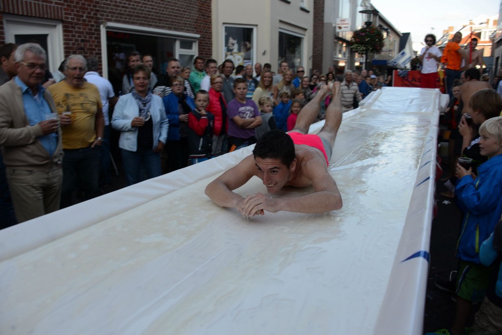 ../Images/Donderdag kermis 248.jpg